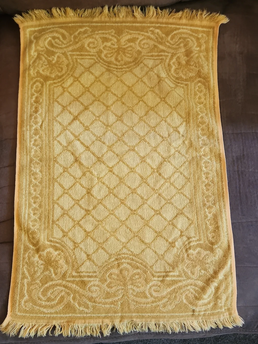 Vintage Martex Gold Colored 2 Piece Guest Hand Towel Set MCM